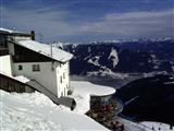 Die Bergstation mit Blick auf Zell am See